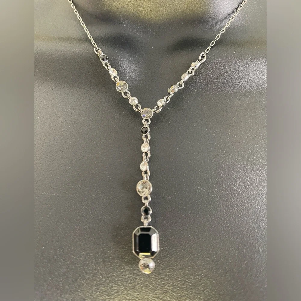 GIVENCHY necklace and earring set.  EUC - Picture 2 of 8